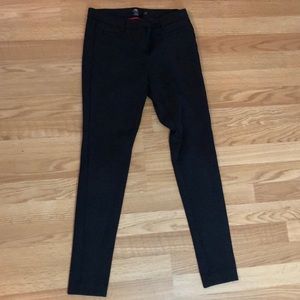 Skinny black pants
